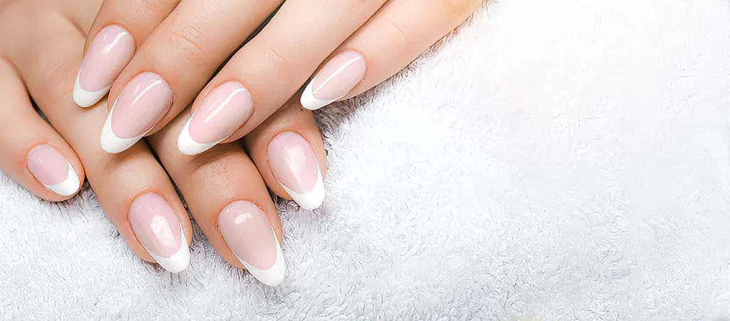 ongles,bar à ongles,kromatik,avignon,manucure,faux ongles,pose de vernis,remplissage,french